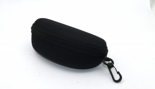  Футляр для солнцезащитных очков 071 черный